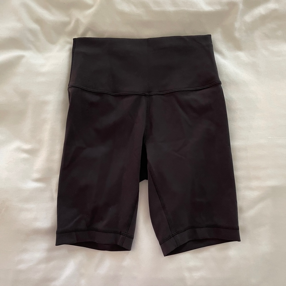 Wunder Train High-Rise Short 6"